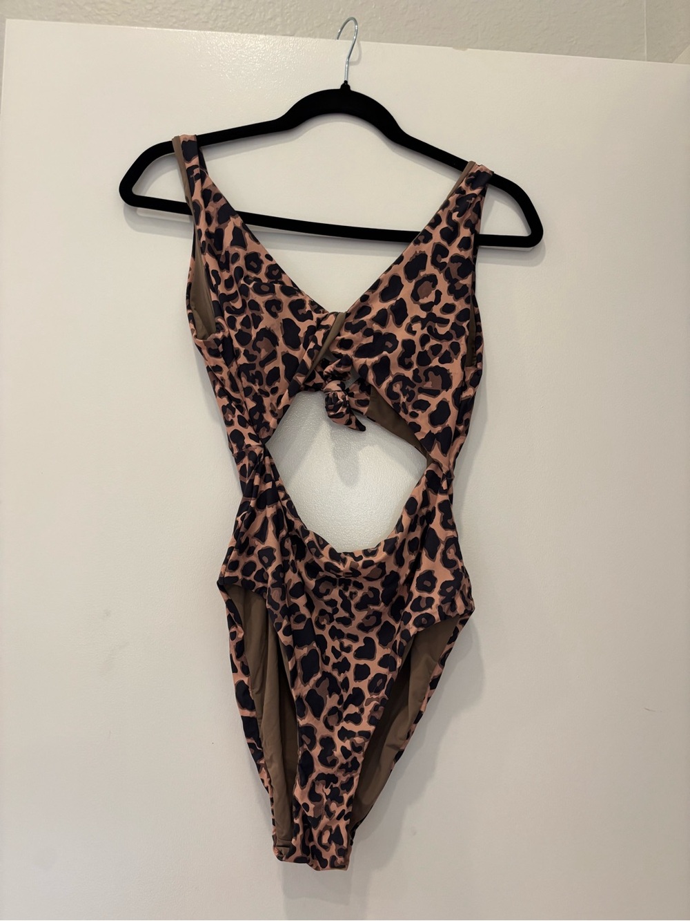 Anthropologie Malai Pugmark Leopard Print Cut Out One-Piece Swim Bathing Suit